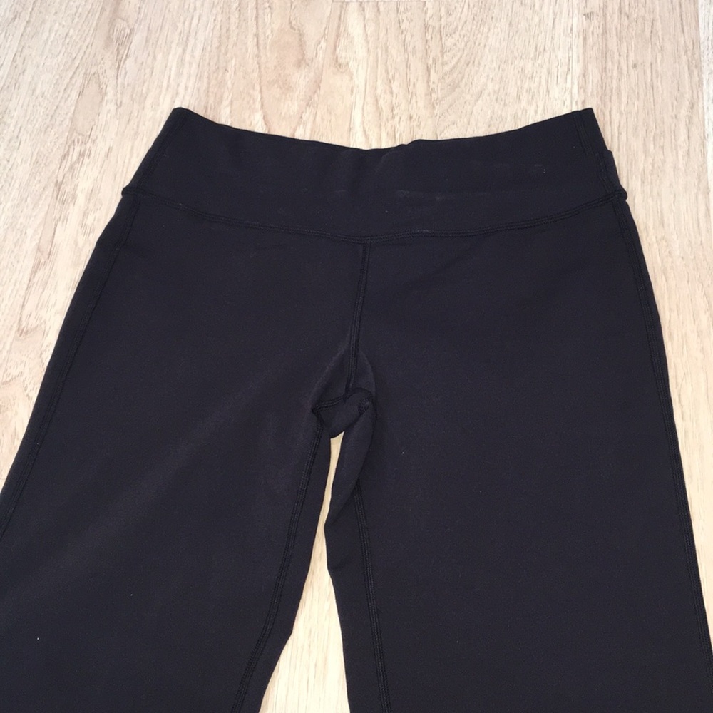 LULULEMON - Picture 3 of 4